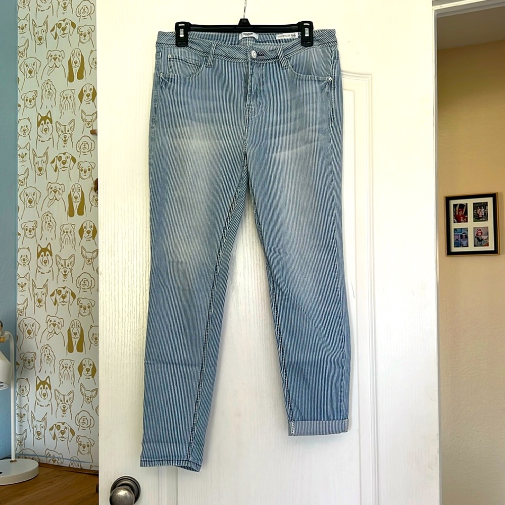 Striped Stretchy jeans!